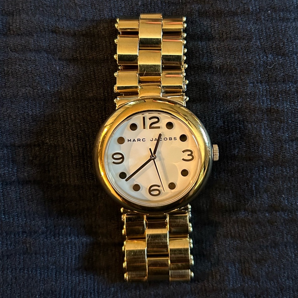 Stainless steel yellow gold Marc Jacobs watch